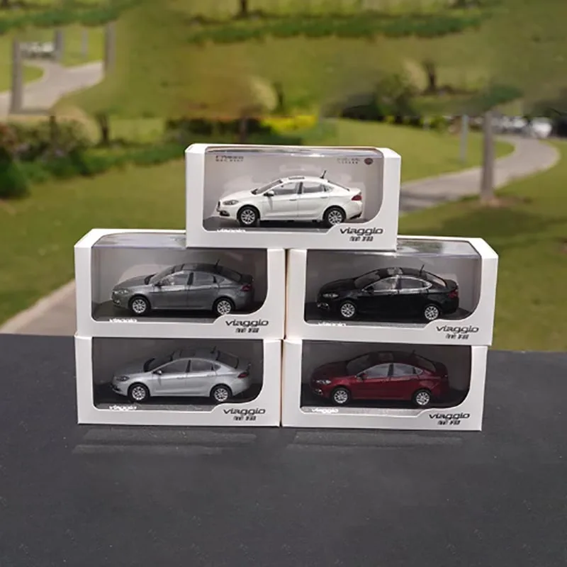 Fiat Viaggio Diecast Alloy Model - 1:43 Scale 6 Fiat Viaggio Diecast Alloy Model - 1:43 Scale - Image 6