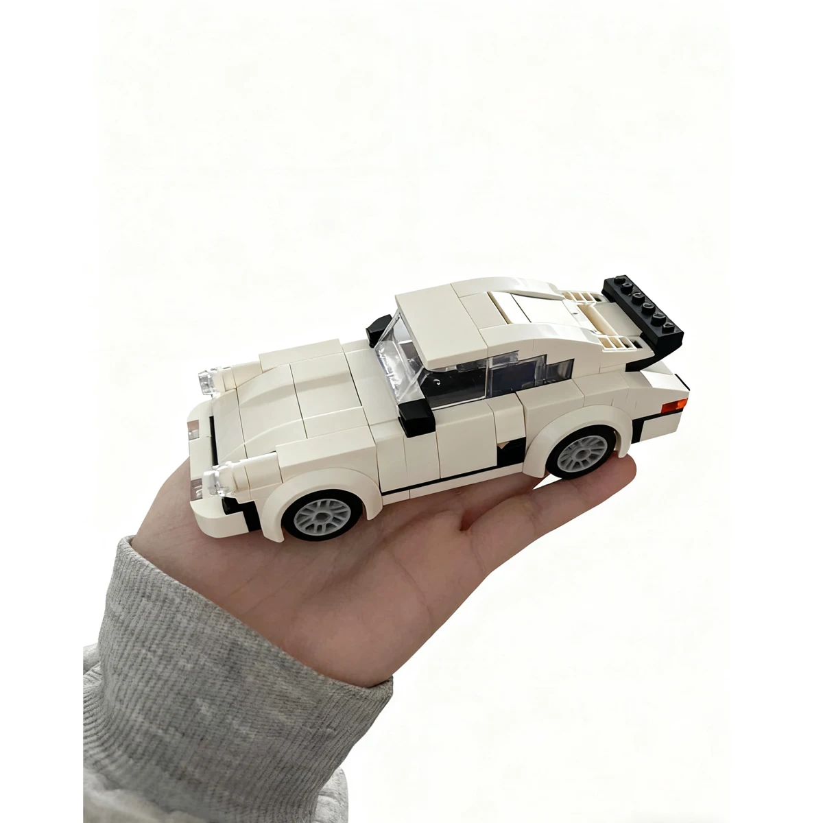 Vintage White Sports Car Building Set (8 Pieces) 3 Vintage White Sports Car Building Set (8 Pieces) - Image 3