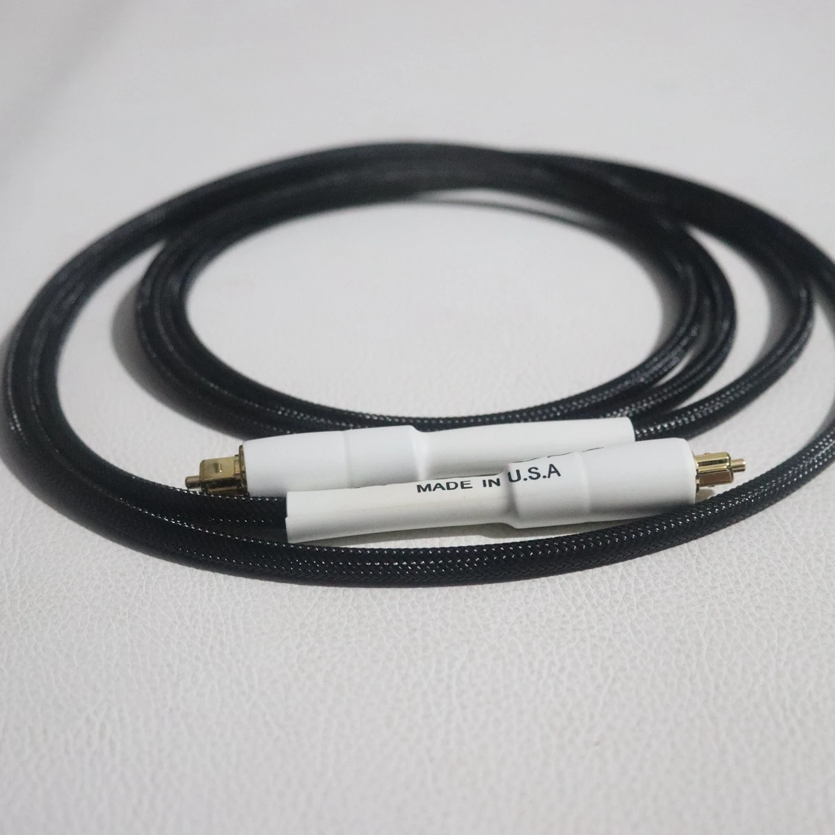 High-Performance Digital Fiber Optic Audio Cable 3 High-Performance Digital Fiber Optic Audio Cable - Image 3