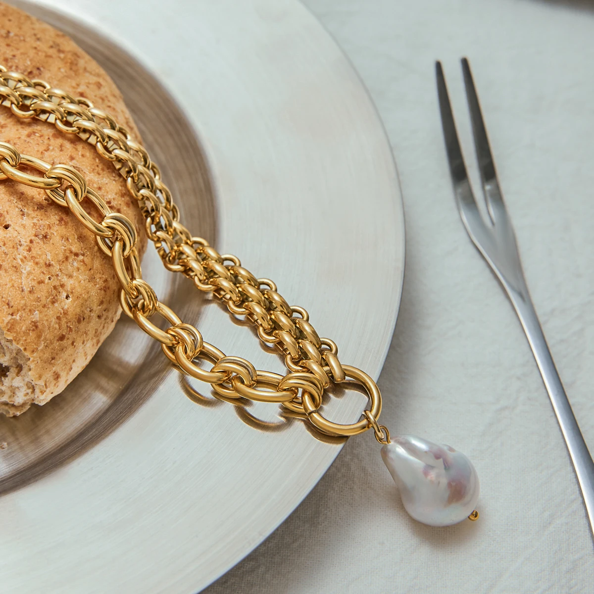 Stainless Steel Gold-Tone Necklace with Pearl 2 Stainless Steel Gold-Tone Necklace with Pearl - Image 2