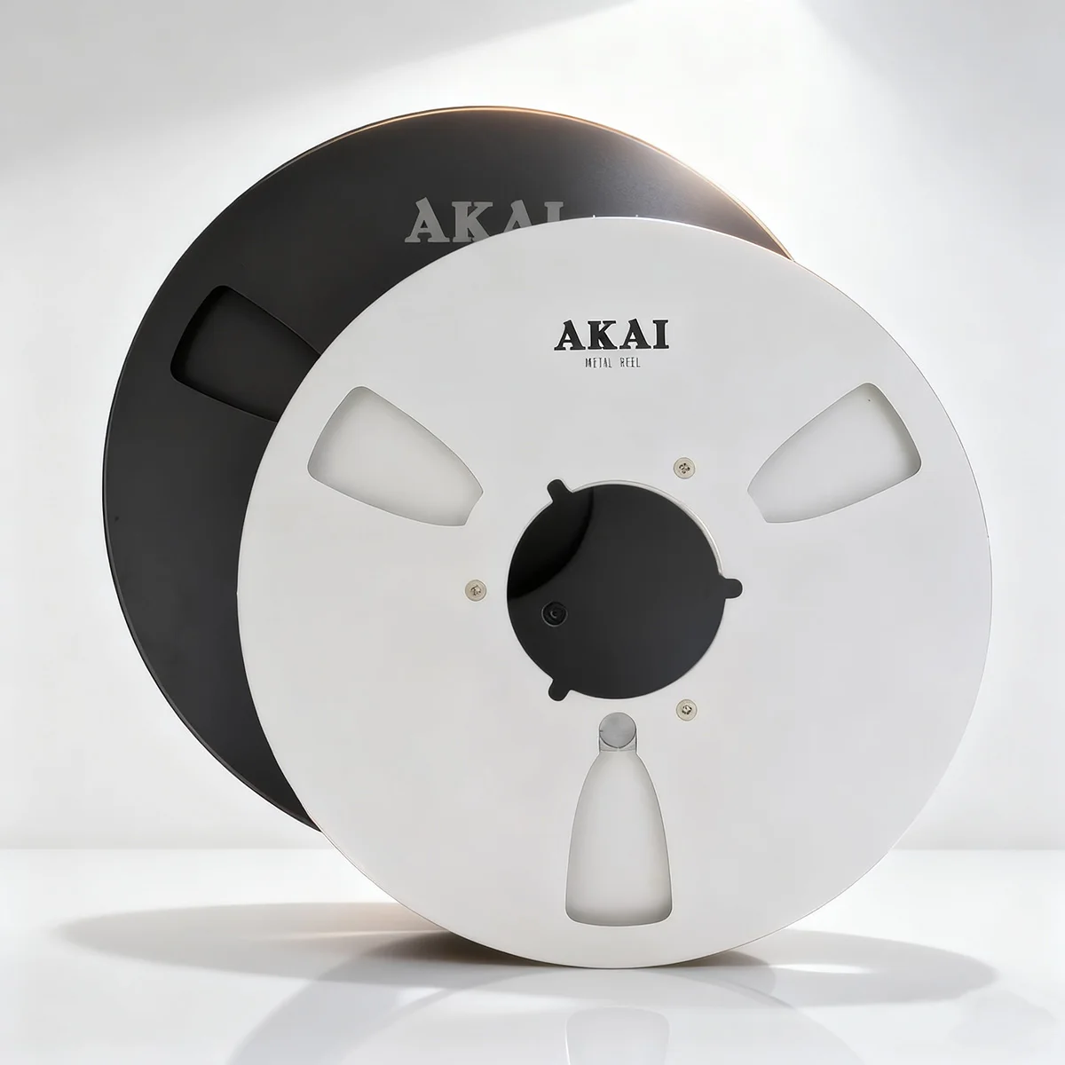 Black Aluminum Tape Reel for 10-Inch Tape Recorders 2 Black Aluminum Tape Reel for 10-Inch Tape Recorders - Image 2