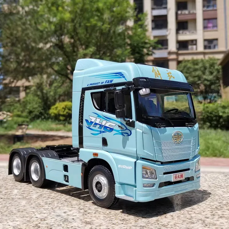 Light Blue Jiefang JH6 Model Diecast Truck 2 Light Blue Jiefang JH6 Model Diecast Truck - Image 2