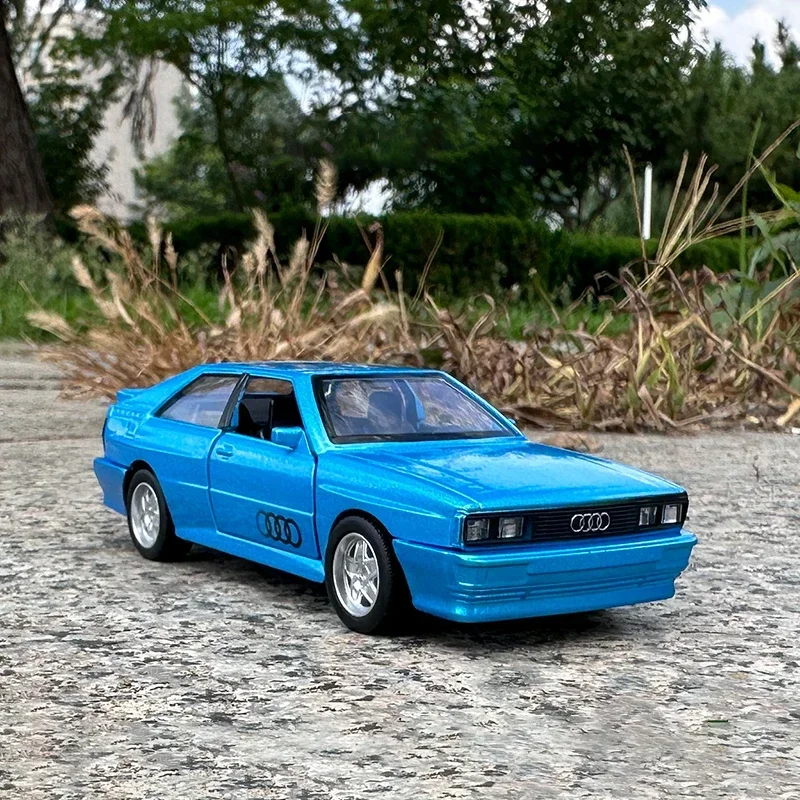 1:36 Scale Classic Sports Car Diecast Model 9 1:36 Scale Classic Sports Car Diecast Model - Image 9