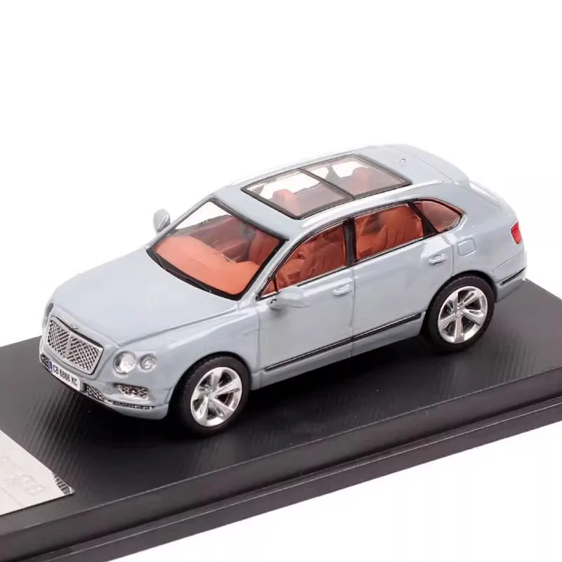 Black Diecast Bentley Bentayga Model 1:64 Scale 8 Black Diecast Bentley Bentayga Model 1:64 Scale - Image 8