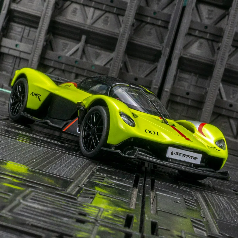 1:32 Aston Martin Valkyrie Diecast Model 4 1:32 Aston Martin Valkyrie Diecast Model - Image 4