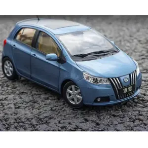1:18 Metallic Blue Alloy Car Model 8 S0b88bde4985e4d90ada4db6239aacac28