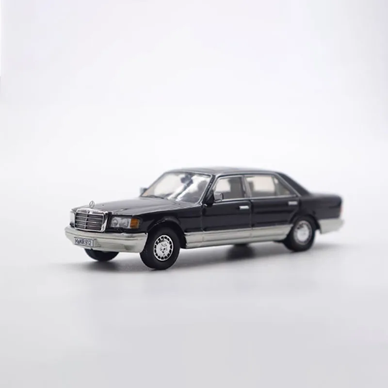1:64 Mercedes-Benz 560SEL Diecast Model 7 1:64 Mercedes-Benz 560SEL Diecast Model - Image 7