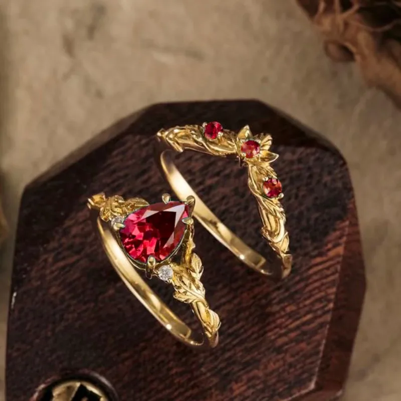 Elegant Red Gem Floral Ring Set for Women 3 Elegant Red Gem Floral Ring Set for Women - Image 3