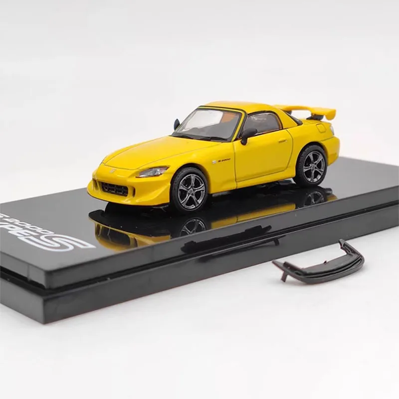 Diecast 1:64 Honda S2000 Type S AP2 Model 4 Diecast 1:64 Honda S2000 Type S AP2 Model - Image 4