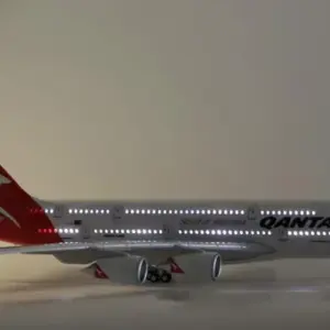 QANTAS Airbus A380 Scale Model - 36.5cm 14 S0d0792d2be4e45a694d3135a905b6a1da