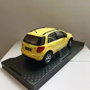 Vibrant Yellow 1:18 Scale SX4 Die-Cast Model 7 S0d13ac3a0ade4006b8bf02bb80e53841n