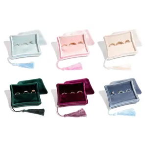 Velvet Jewelry Box in Six Colors 14 S0d65b11222574b70952abaf66f495e955