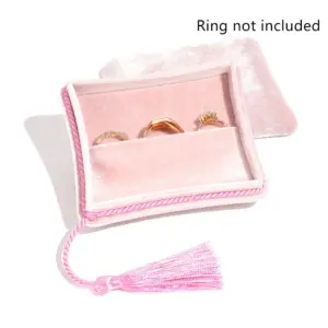 Velvet Jewelry Box in Six Colors 15 S0eaed7c5270f4425aa90a598ffc34317c