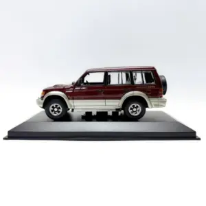 1:43 Scale Miniature Pajero Model by Minichamps 7 S0ecc08ebcd3046b6a9a28eeed2b94233A