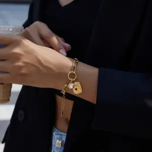 S0f2b8b8c7ff0445faf922911b611c2d6J