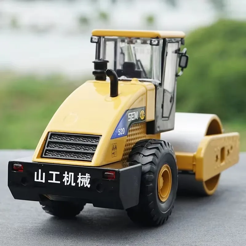 1:32 Shangong Road Roller SEM520 Diecast Model 4 1:32 Shangong Road Roller SEM520 Diecast Model - Image 4