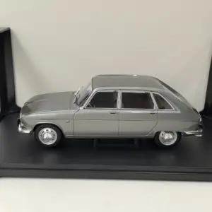 Vintage 1965 Renault 16 Diecast Model 1/24 Scale 7 S0f9afc3daf064df1b2df7db86f06755ay