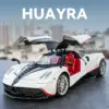 White Pagani Huayra 1:18 Scale Diecast Model