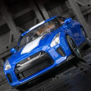 1:32 Nissan GTR 50th Anniversary Diecast Model 11 S0fee5d5c53924e8b90c305b477c3272dr