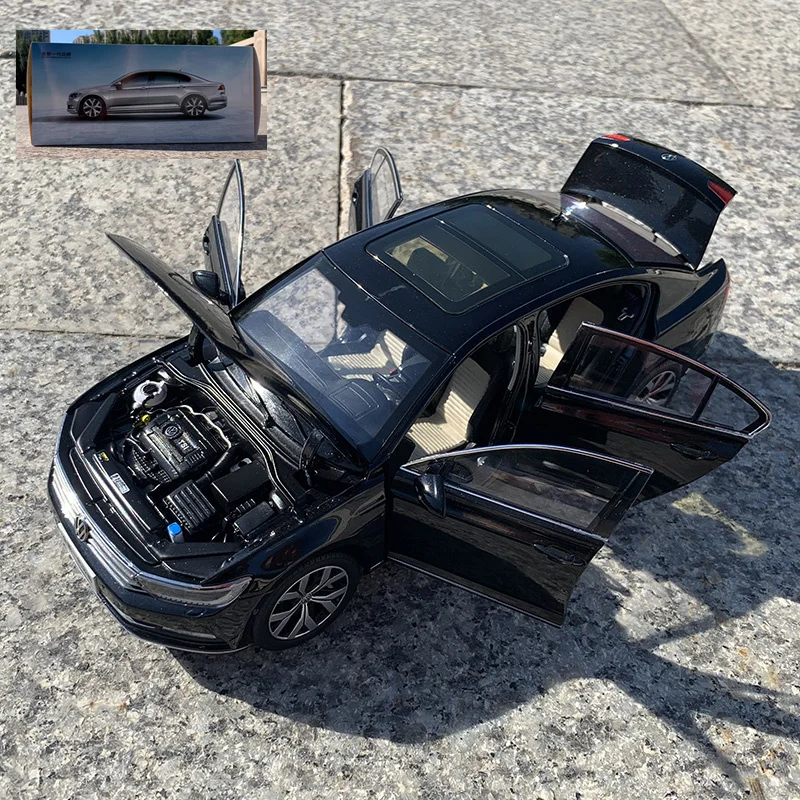 1:18 VW Magotan B8 Diecast Model 9 1:18 VW Magotan B8 Diecast Model - Image 9