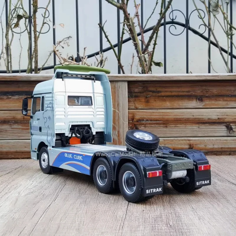 1:24 Scale Diecast Shandeka 513 Blue Cube Model 3 1:24 Scale Diecast Shandeka 513 Blue Cube Model - Image 3