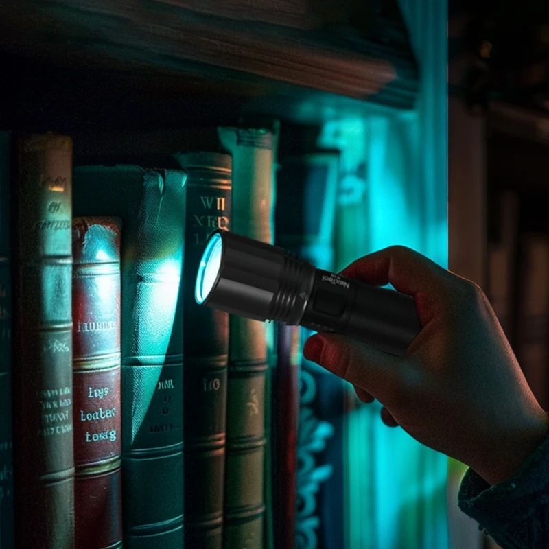 NexTool LED Flashlight 2000 Lumens 220m Beam 5 NexTool LED Flashlight 2000 Lumens 220m Beam - Image 5