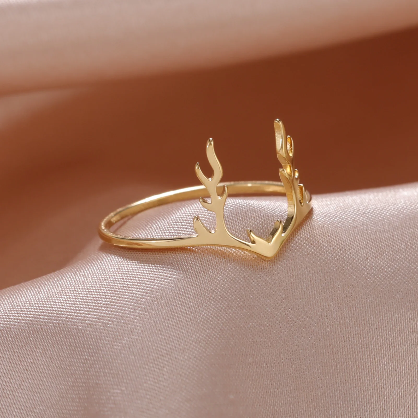 Elegant Elk Antlers Women's Ring in Gold or Steel 2 Elegant Elk Antlers Women's Ring in Gold or Steel - Image 2