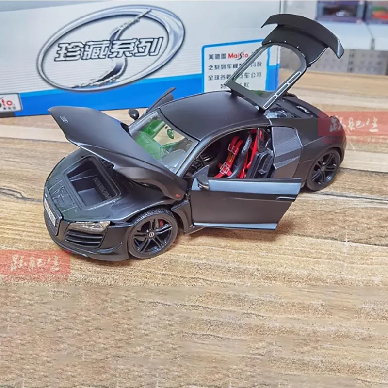 Audi R8 1:18 Scale Diecast Model in Matte Black or Blue 4 Audi R8 1:18 Scale Diecast Model in Matte Black or Blue - Image 4