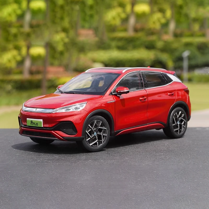 BYD Yuan Plus 1:18 Scale Diecast Model 3 BYD Yuan Plus 1:18 Scale Diecast Model - Image 3