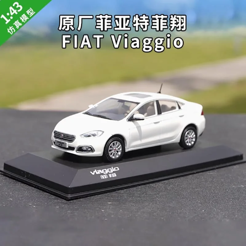Fiat Viaggio Diecast Alloy Model - 1:43 Scale 2 Fiat Viaggio Diecast Alloy Model - 1:43 Scale - Image 2