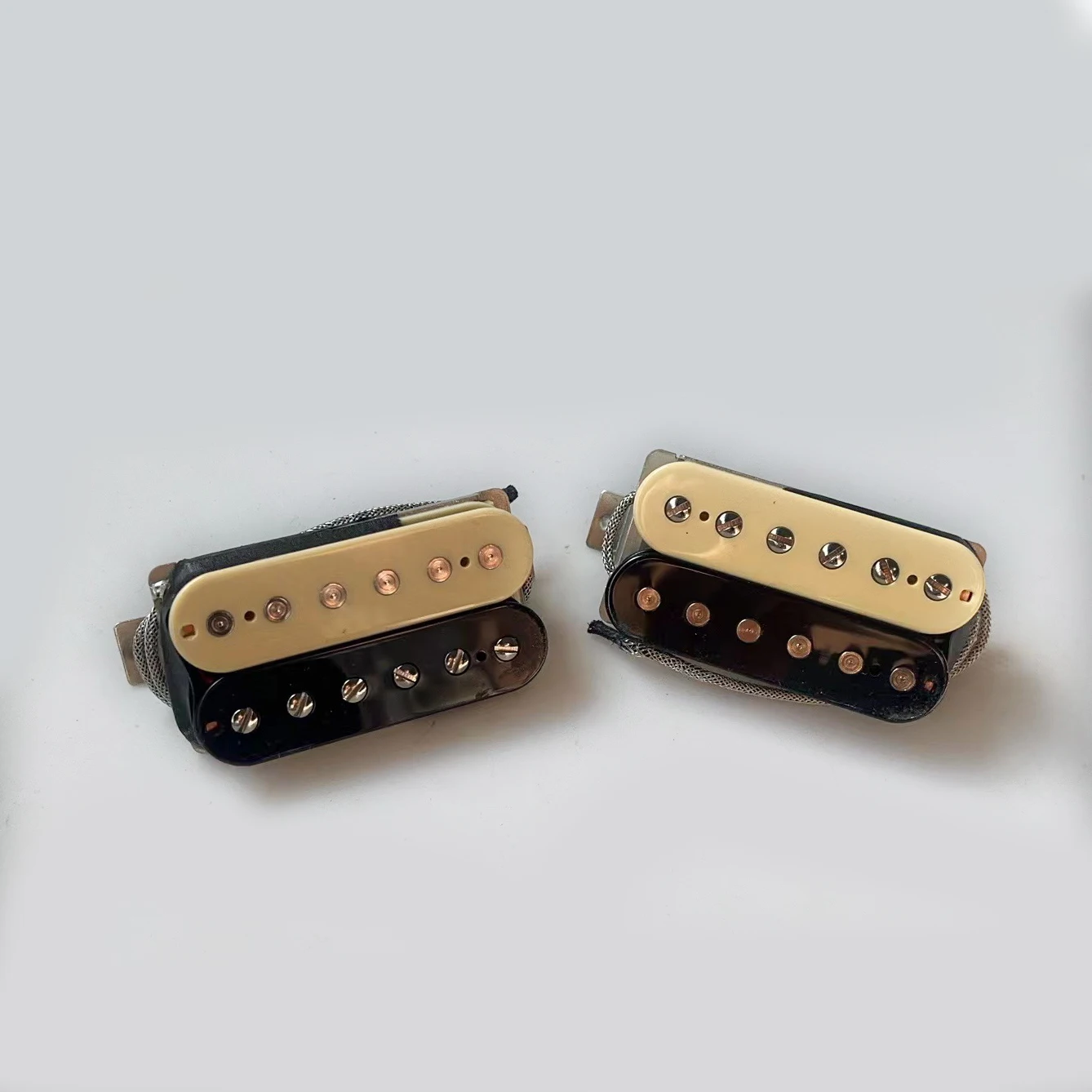 Humbucker Pickups Set for Les Paul Guitars 6 Humbucker Pickups Set for Les Paul Guitars - Image 6