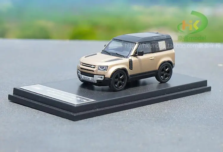 Land Rover Defender 90 Diecast Model 1:64 Scale 5 Land Rover Defender 90 Diecast Model 1:64 Scale - Image 5