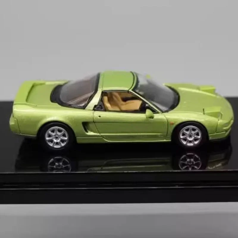 Vibrant Green Honda NSX-R NA2 Diecast Model 3 Vibrant Green Honda NSX-R NA2 Diecast Model - Image 3