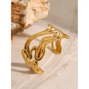 S1422358a5e274a29a24b7813213e7374o