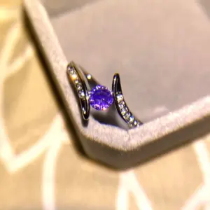 Vintage Silver and Zircon Geometric Ring 10 S14903d83bd424ab8ab291a3ae3138a54H