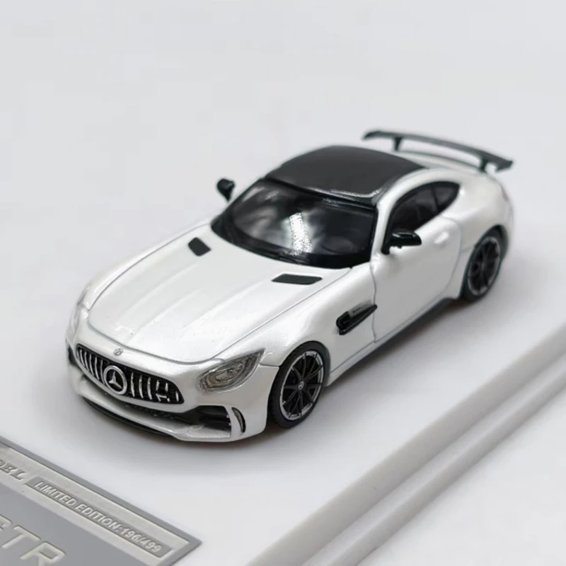 1/64 Scale AMG GTR Alloy Diecast Model 3 1/64 Scale AMG GTR Alloy Diecast Model - Image 3