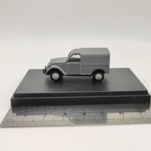 Vintage CITROEN Freight Car Resin Model 4cm Static Collectible 14 S14e7c008de654e5f9887bc230167dcefn