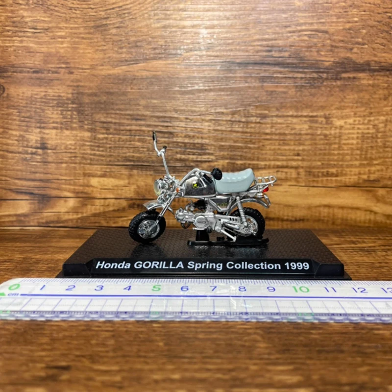 1/24 Honda GORILLA Vintage Motorcycle Model 2 1/24 Honda GORILLA Vintage Motorcycle Model - Image 2