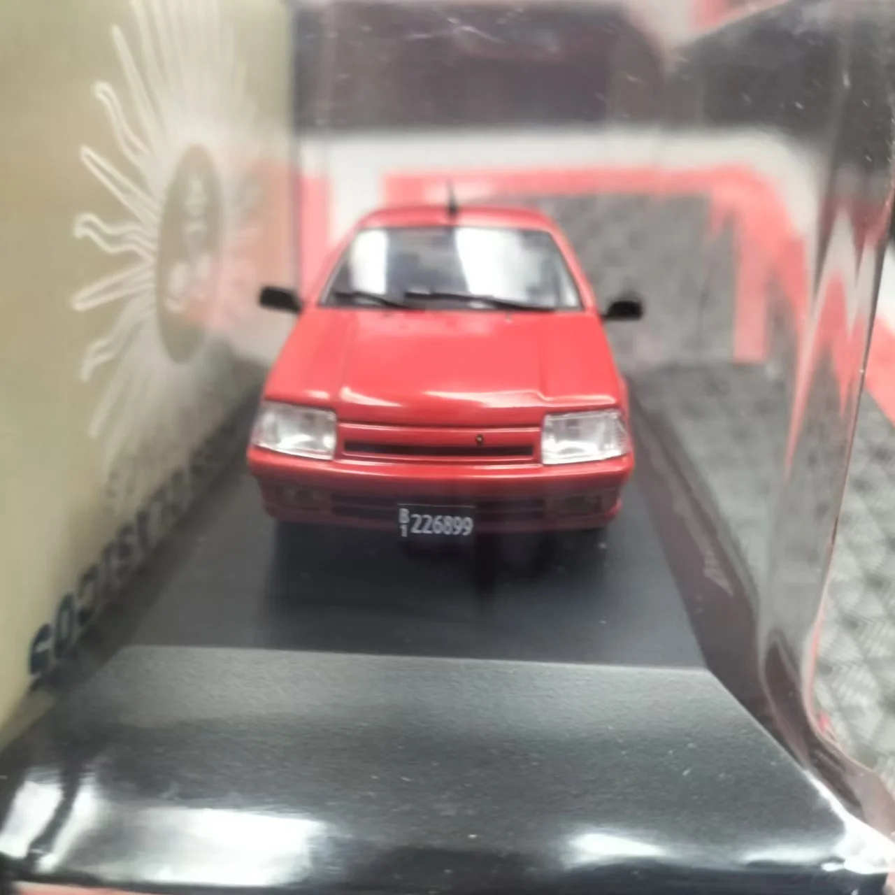 Red Renault Fuego GTA 1991 Die-Cast Model 1 Red Renault Fuego GTA 1991 Die-Cast Model