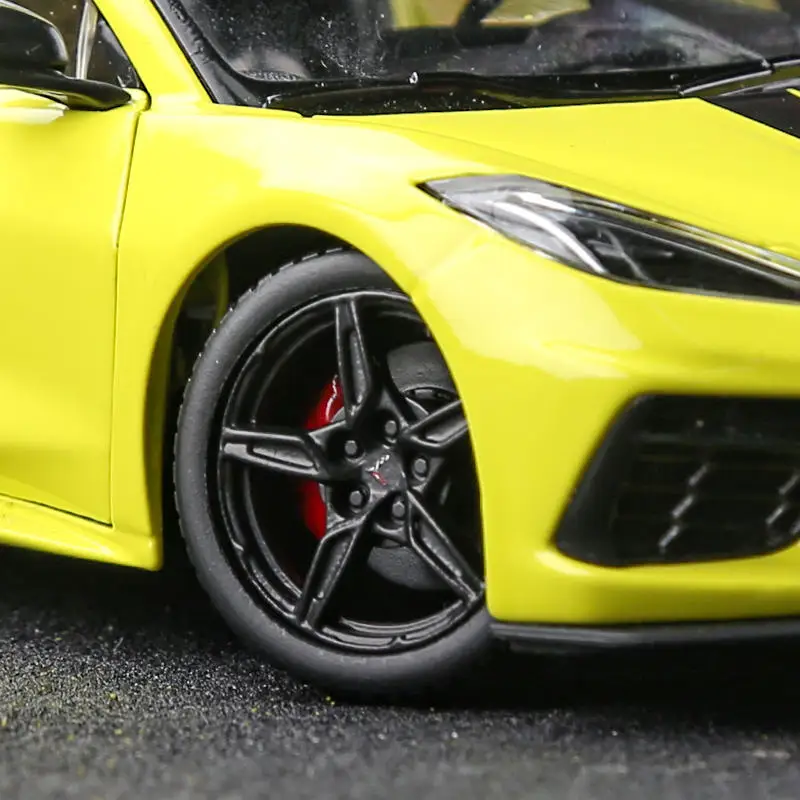 Maisto 1:24 Corvette Stingray Coupe C8 Model 4 Maisto 1:24 Corvette Stingray Coupe C8 Model - Image 4