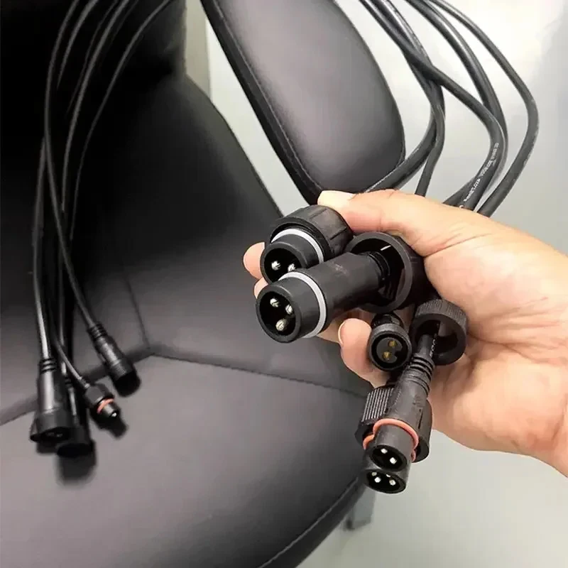 Outdoor Waterproof 4-Pin Lighting Connector 4 Outdoor Waterproof 4-Pin Lighting Connector - Image 4