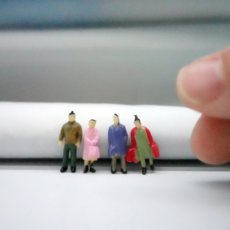 HO Scale Miniature Figures Set with 20+ Poses 4 HO Scale Miniature Figures Set with 20+ Poses - Image 4