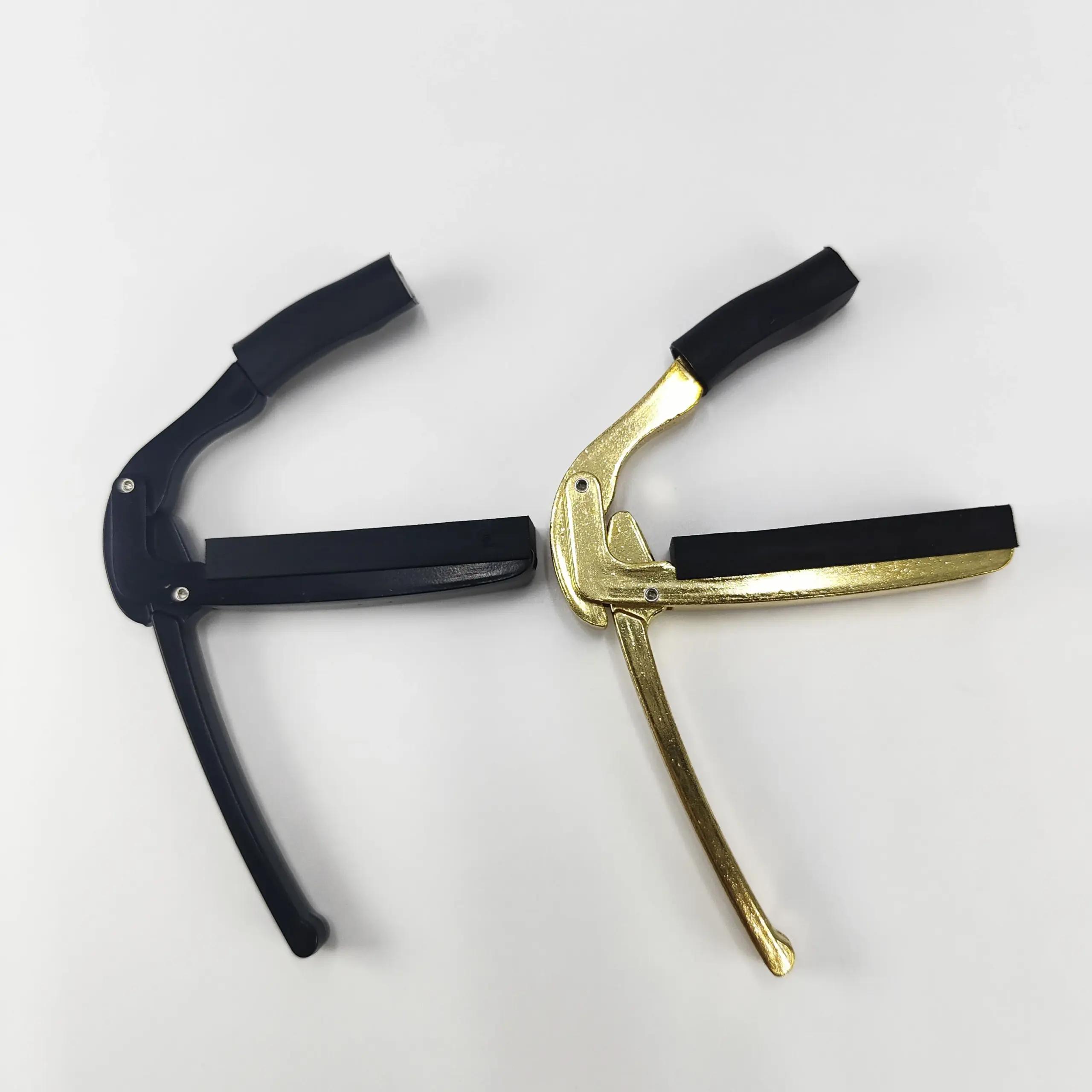 Metal Guitar Capo for Electric & Acoustic Guitars 2 Metal Guitar Capo for Electric & Acoustic Guitars - Image 2