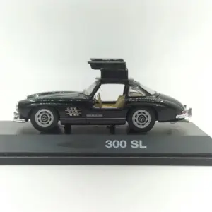 Die-Cast Benz 300 SL Model, 1:43 Scale 9 S1725593c9e7f407b994650cf5f48fa58X