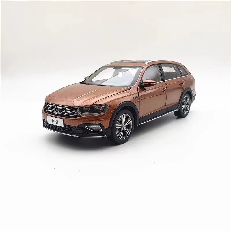 1:18 Scale Alloy Car Model by JERREN 7 1:18 Scale Alloy Car Model by JERREN - Image 7