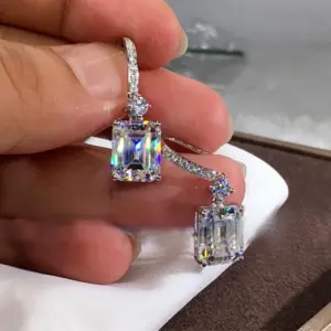 Silver Drop Earrings with Zircon Stones 8 S1756b6405f2a4911b2352f446b67557dz
