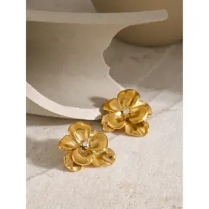 Gold Floral Stainless Steel Stud Earrings 11 S180989d80e3a4acb9675687d1e94fdc6U