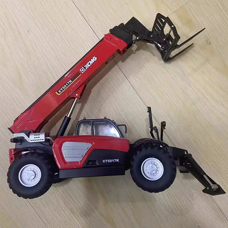 1:35 XCMG XT5017K Forklift Diecast Model 2 1:35 XCMG XT5017K Forklift Diecast Model - Image 2
