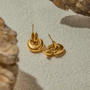 Elegant Gold Stainless Steel Hoop Earrings 12 S18a7e22240dc4f2b9f82b9f4175e774fM