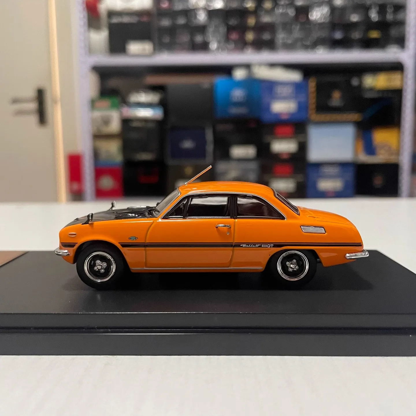 1:43 Isuzu Bellett 1600GT PR91W Diecast Model 6 1:43 Isuzu Bellett 1600GT PR91W Diecast Model - Image 6